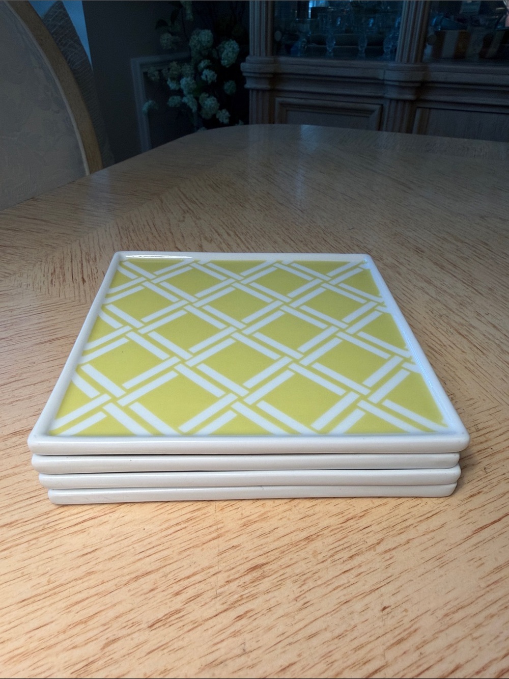 Crate & Barrel Lattice Appetizer Plates (4)